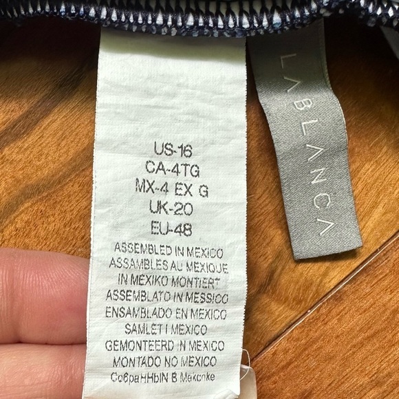 La Blanca Serene Twist Keyhole Tummy Control Swimsuit - Picture 8 of 8